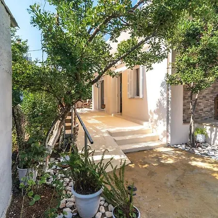 Episkopi Seaside With Garden Near Kalamata And Koroni Χράνοι
